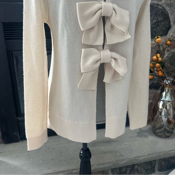 Club Monaco Cashmere Bow Sweater - Picture 4 of 12